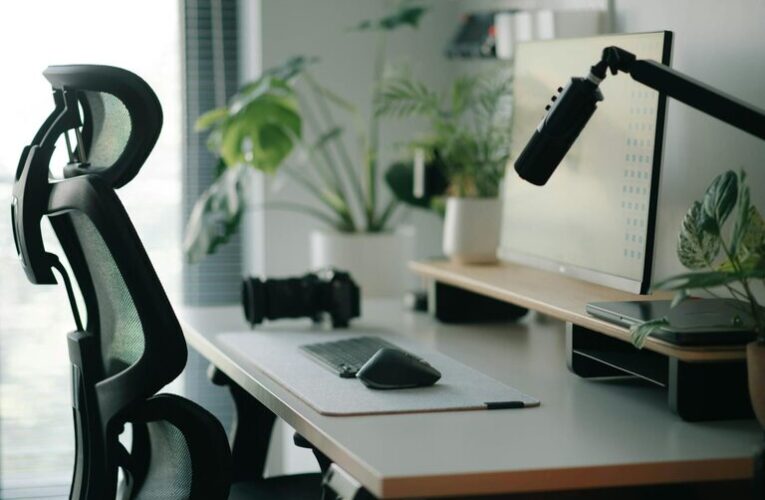 Consejos prácticos para un espacio de trabajo en casa eficiente y cómodo